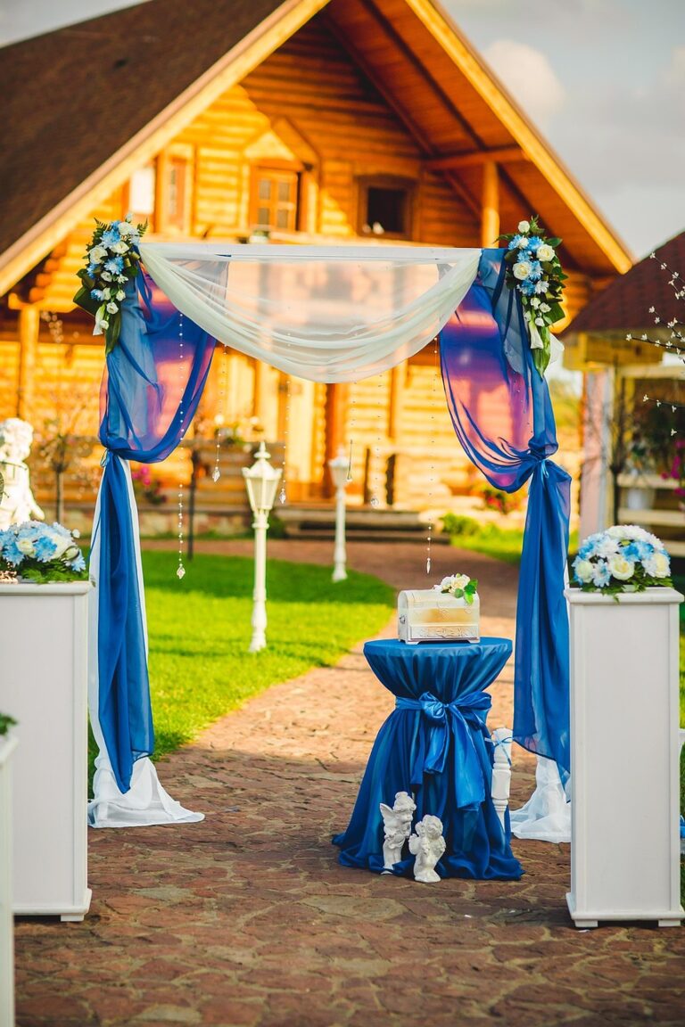 Best anniversary decorators for home celebration in Secunderabad